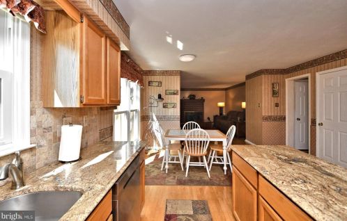 122 Claremont Dr, Lansdale PA 19446-6361 exterior