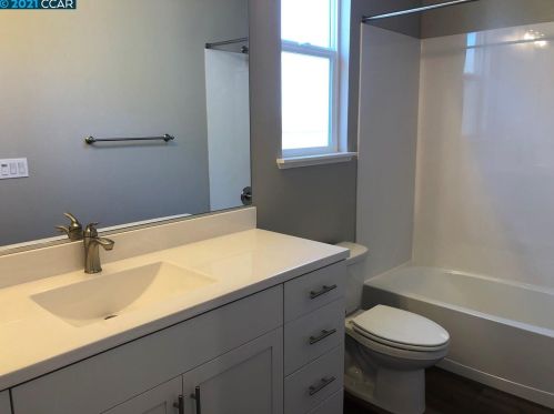 1461 Westside Rd, Hollister CA  95023-2900 exterior