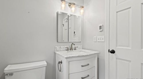 57 Rosemont Dr, Deep River CT  06417-1680 exterior