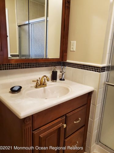 1162 Cecil Ct, Lakewood NJ  08701-5865 exterior