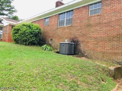 5224 Blue Springs Rd, Marianna FL  32446-6429 exterior