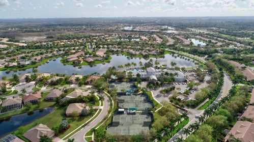 9592 Sandpiper Ln, West Palm Beach FL  33411-6316 exterior
