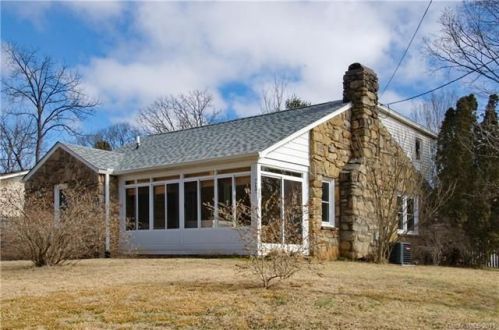365 Old Haw Creek Rd, Asheville, NC 28805-1421