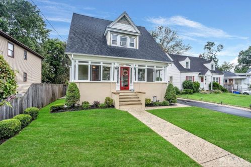 730 Dunellen Ave, Green Brook, NJ 08812-1029