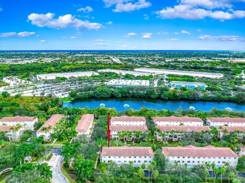 2850 Oasis Dr, Boynton Beach FL  33426-8665 exterior
