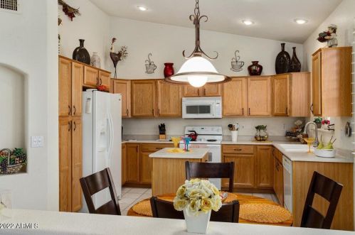 17964 Deneen Way, Sun City, AZ 85374-2936