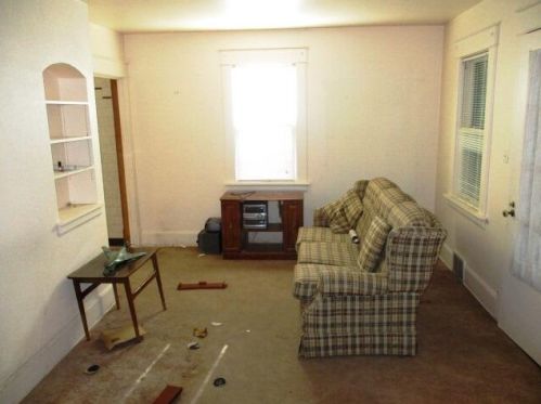 1618 59, Milwaukee WI 53214-5126 exterior