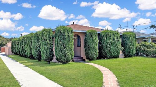13802 Ramona Ave, Hawthorne, CA 90250-6828