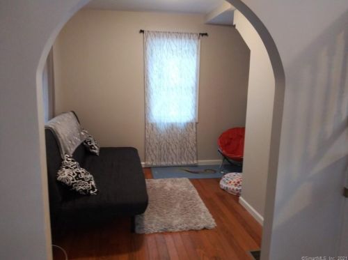 346 Maple St, Litchfield CT  06759-2100 exterior