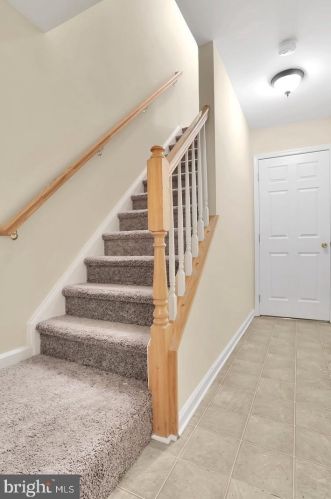 212 Ann St, Charles Town WV  25414-1604 exterior