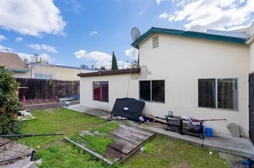 2840 Carmar Way, San Diego, CA 92139-3809