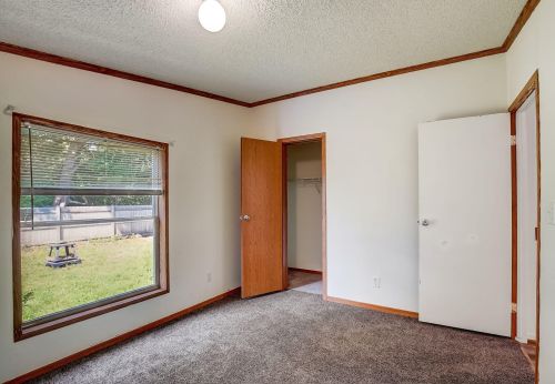 4609 74th Pl, Kenosha WI  53142-3711 exterior