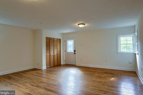 988 York Rd, Siddonsburg, PA 17019-9401