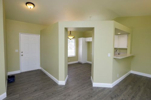 625 Ranee Ct, Newman, CA 95360-1881