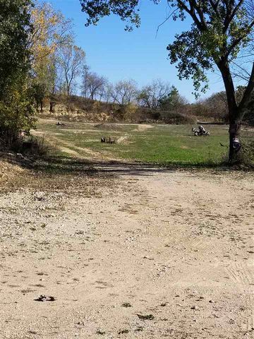 15184 County Road T, Fennimore, WI 53809-9681
