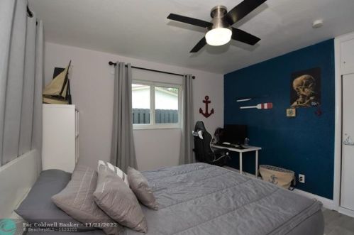 8421 17 Ct, Hollywood FL 33028 exterior