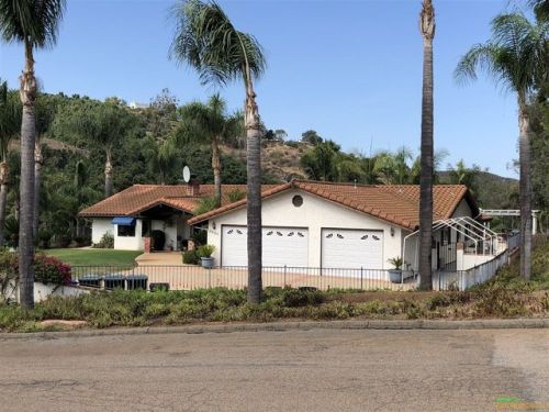29722 Nella Ln, Vista, CA 92084-1220
