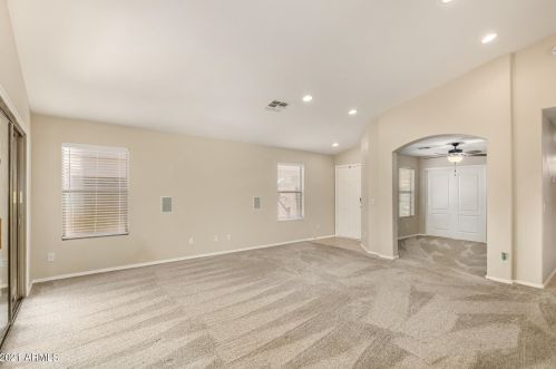 4231 Sundance Ave, Gilbert AZ 85297-6623 exterior