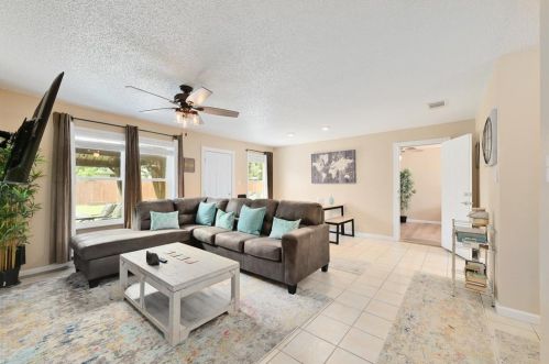 2212 Quail Meadow Dr, Georgetown TX  78626-8616 exterior