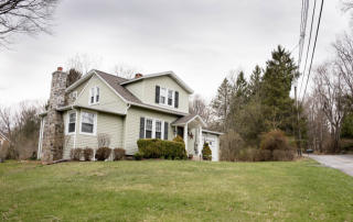 22 Driftway Rd, Danbury, CT 06811-5102