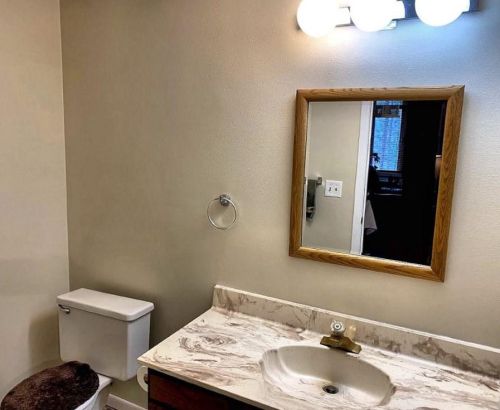 1 Fir Trl, Wisconsin Dells WI  53965-8848 exterior