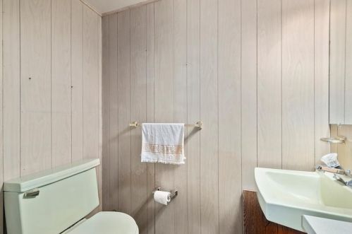 266 Ben Til Dr, Pittsburgh PA  15236-4306 exterior