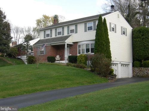 127 Brookside Rd, Newtown Square, PA 19073-3823