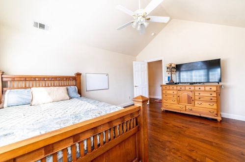 224 American Riv Cyn Dr, Folsom CA 95630-7143 exterior