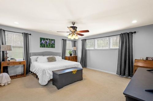 5802 Longview Cir, Bridgeville PA  15017-1277 exterior