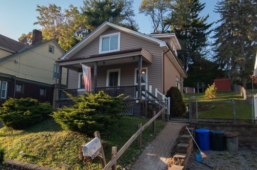 237 Ames St, Pittsburgh, PA 15214-2301