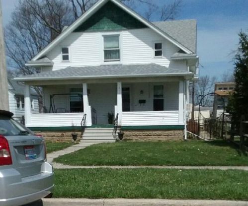211 Perry St, Walbridge, OH 43465-1116