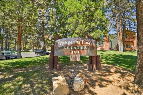 391 Montclair Dr, Big Bear City CA  92314-8800 exterior