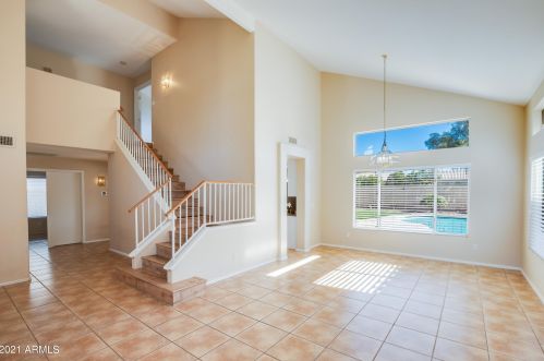 22519 74th Ave, Glendale, AZ 85310-5677