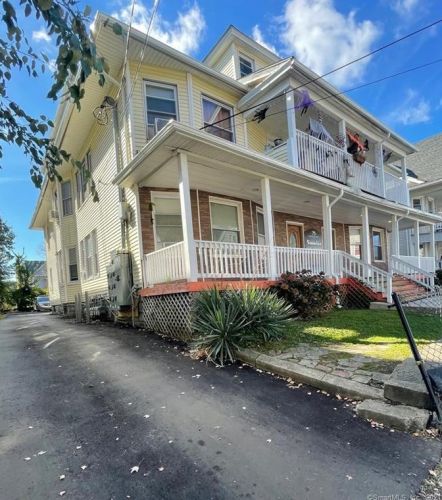 75 James St, Bridgeport CT  06604-3522 exterior