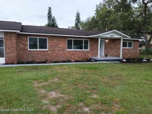 2621 Tropic St, Titusville, FL 32796-3164