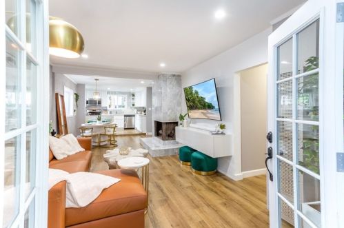 4015 Massachusetts St, Long Beach CA  90814-2826 exterior