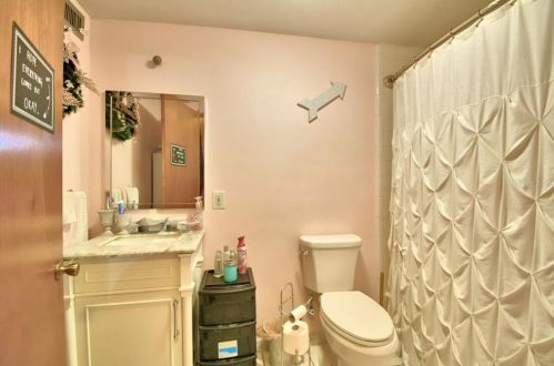1221 Edgewater Dr, Lakeland FL  33805-4700 exterior