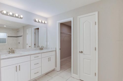 40 Blue Jordan Rd, West Frost Proof FL  33843-9646 exterior