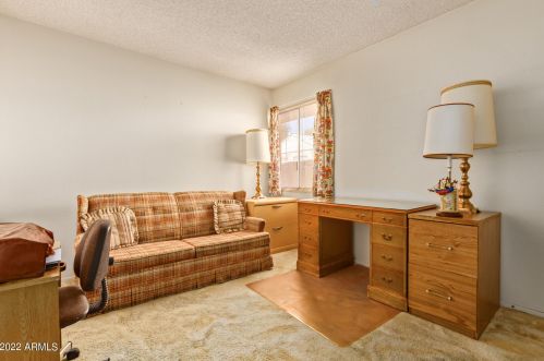 15014 37 Ave, Phoenix AZ 85053-5508 exterior