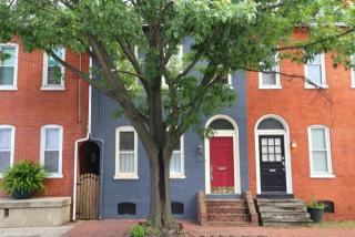411 Lemon St, Lancaster, PA 17603-3320