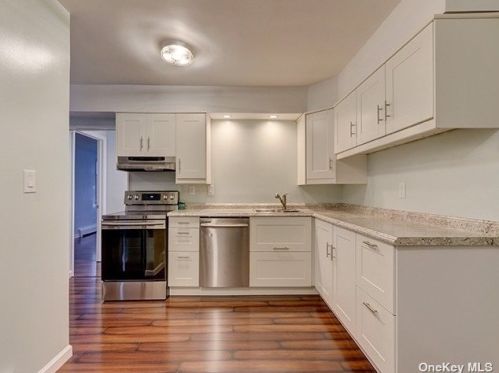 2534 Sawmill Rd, North Bellmore NY  11710-2322 exterior