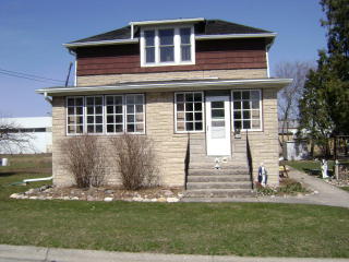 212 Ash St, Luxemburg, WI 54217-1211