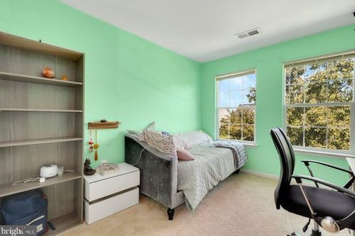 117 Alpine Dr, Leesburg VA  20175-6126 exterior