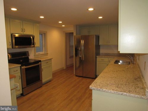 42 Railroad Ave, Camden-Wy DE  19934-1023 exterior