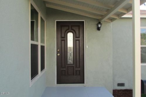 536 Palm Dr, Oxnard, CA 93030-4629