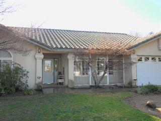 2171 Church Ave, Tivy Valley CA  93657-2039 exterior