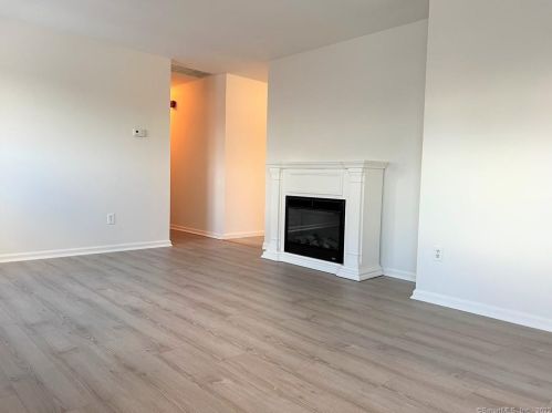 426 Main St, Ridgefield, CT 06877-4564