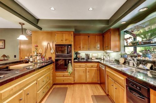 13943 Greenhorn Rd, Grass Valley CA  95945-8484 exterior