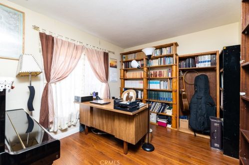 7206 Santa Isabel Cir, Buena Park CA  90620-3138 exterior