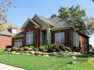 4207 Pleasant Glen Dr, Louisville, KY 40299-8390